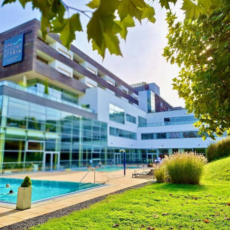 WHIRLPOOL-SUITE AMADEUS - Weitblick - Golf & Wellness - direkter Bademantelgang - ADULTS ONLY - Apartamento de 1 dormitorio - 25