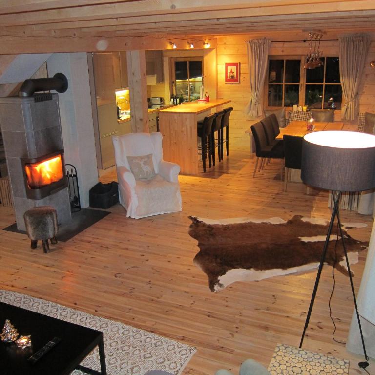 Chalet Sonnberg - Chalet with Balcony and Terrace - 12