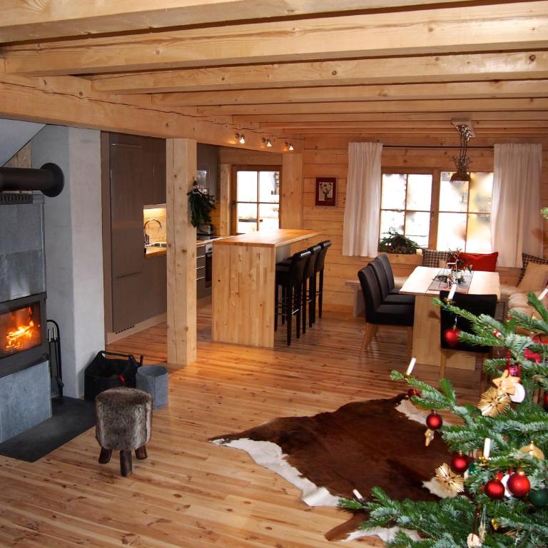 Chalet Sonnberg - Chalet with Balcony and Terrace - 32