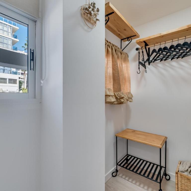 Benalmadena Alay Pool & Beach - Two-Bedroom Deluxe Apartment - 21