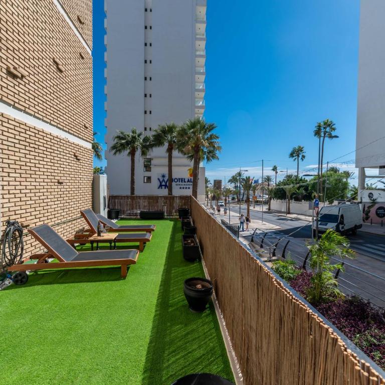 Benalmadena Alay Pool & Beach - Two-Bedroom Deluxe Apartment - 29