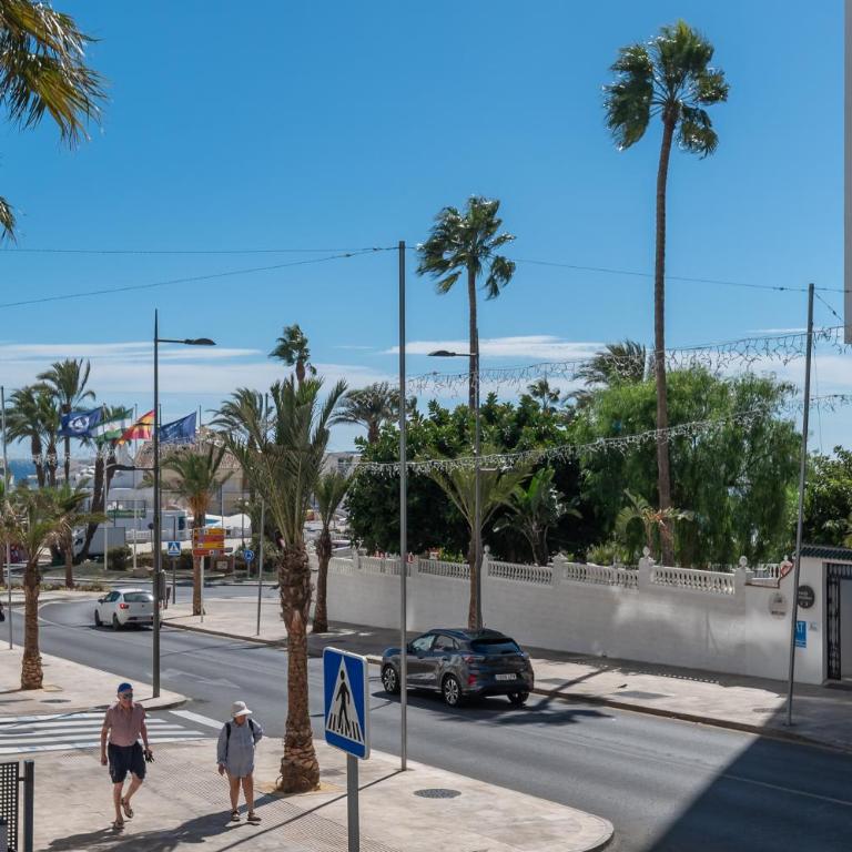 Benalmadena Alay Pool & Beach - Two-Bedroom Deluxe Apartment - 46