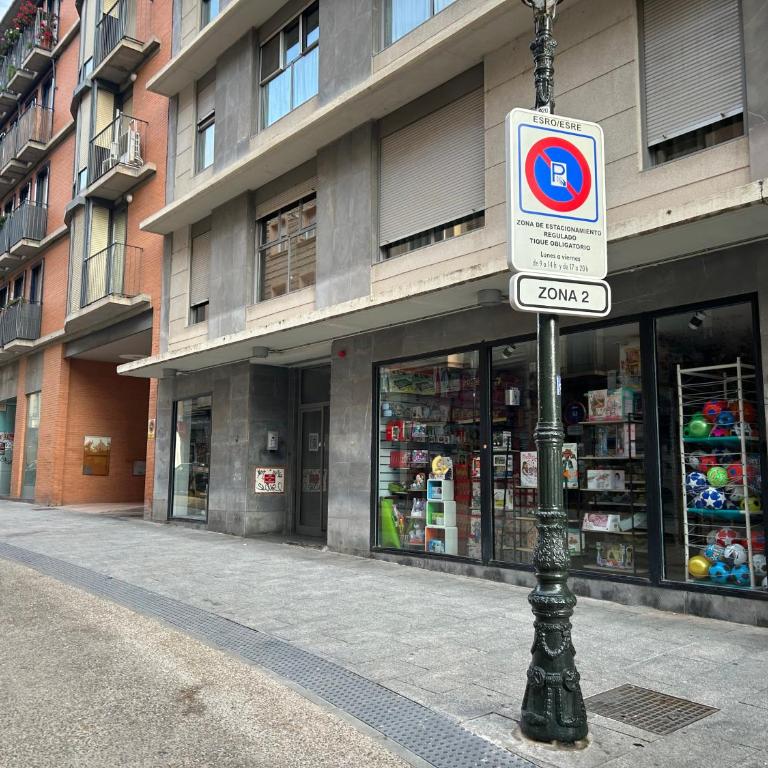 Atico con vistas al Mercado Central Opcion de parking - One-Bedroom Apartment - 34