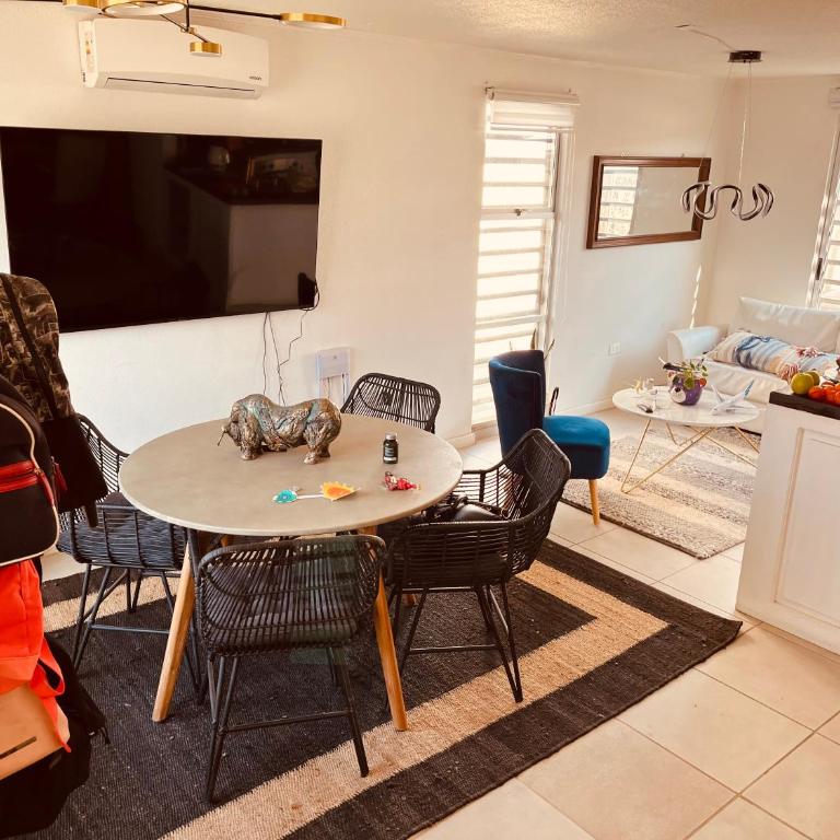 Alborada - One-Bedroom Apartment - 4