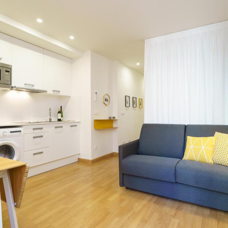 Valencia Home Carmen - Studio with Balcony (4 Adults) - 12