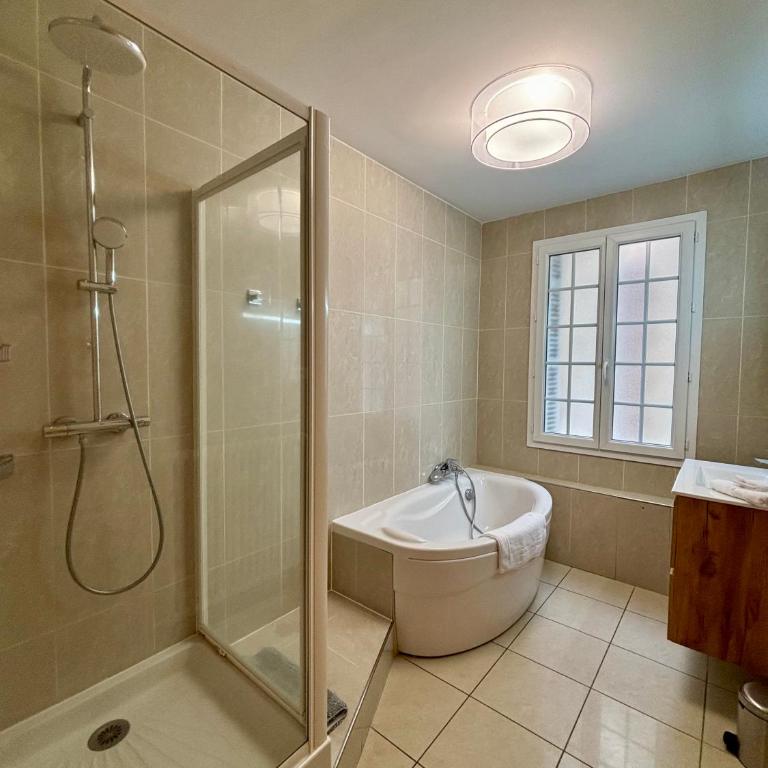 Vue Mer, Deauville Parking - Apartamento Deluxe de 2 dormitorios con balcón - 18