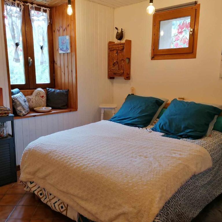 Studio en rez de chaussée, avec jardin partagé. - Apartment mit 1 Schlafzimmer - 3