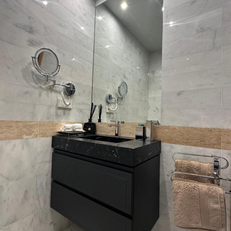 Un Espacio Único en La Capital del Paraíso - Apartamento de 2 dormitorios - 14