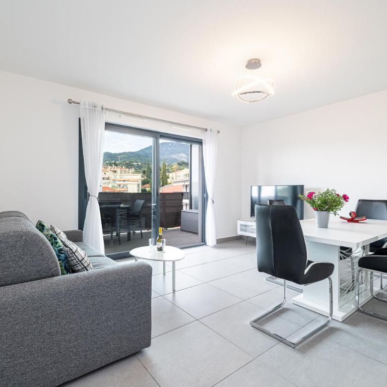 Bienvenue-PARKING-Clim-Centre - One-Bedroom Apartment - 9