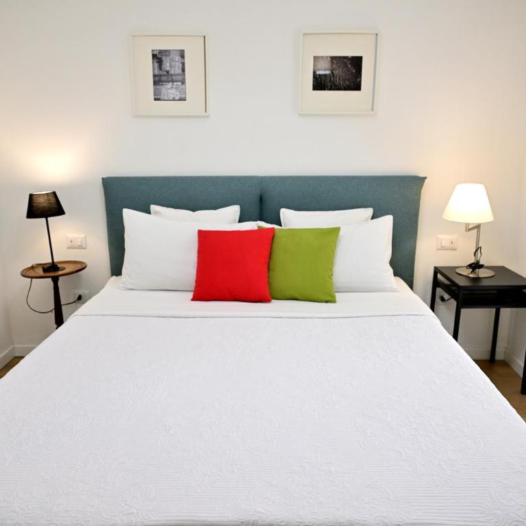 AT HOME COLOSSEO - Appartamento con 1 Camera da Letto - 9