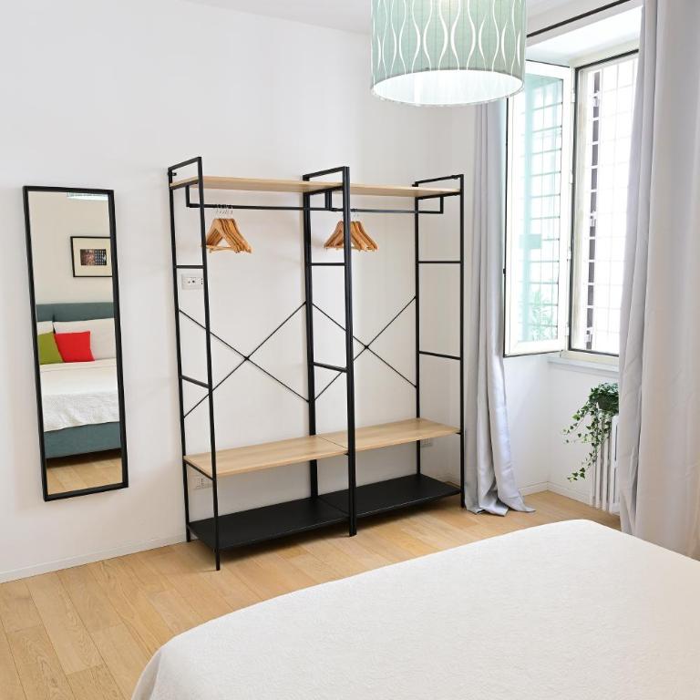 AT HOME NAVONA - One-Bedroom Apartment - 3