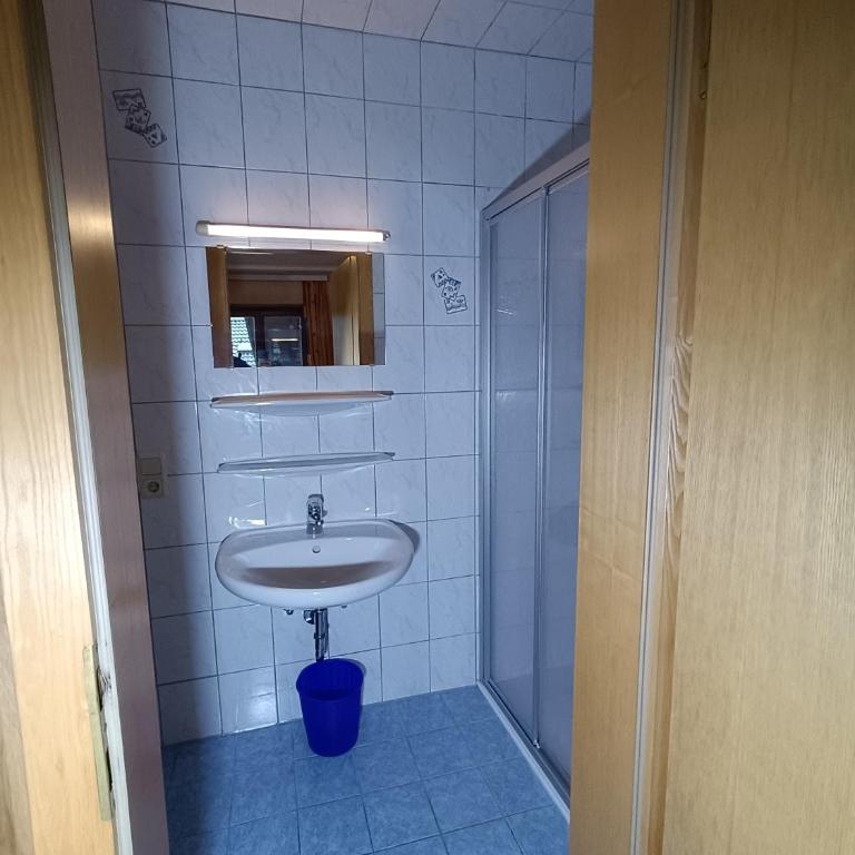 Jugendgästehaus Hinterronach - Zweibettzimmer - 1