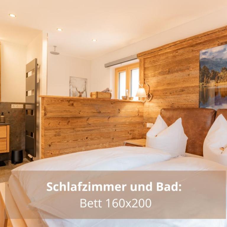 Chalet WaldHäusl luxuriöse Ferienwohnungen mit Sauna & Whirlpool, Kamin, Balkon oder Terrasse mit Bergblick - Apartment mit Balkon - 9