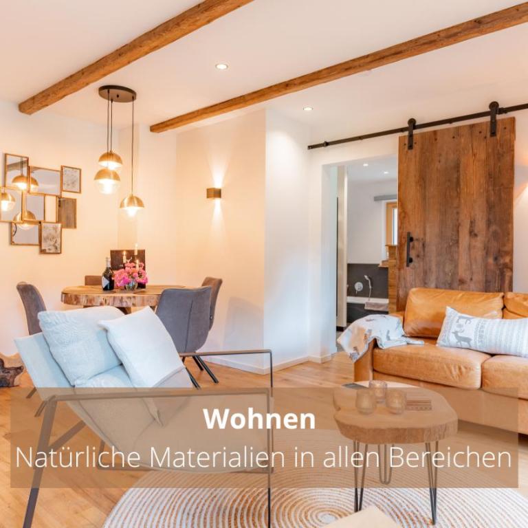 Chalet WaldHäusl luxuriöse Ferienwohnungen mit Sauna & Whirlpool, Kamin, Balkon oder Terrasse mit Bergblick - Apartment mit Balkon - 10