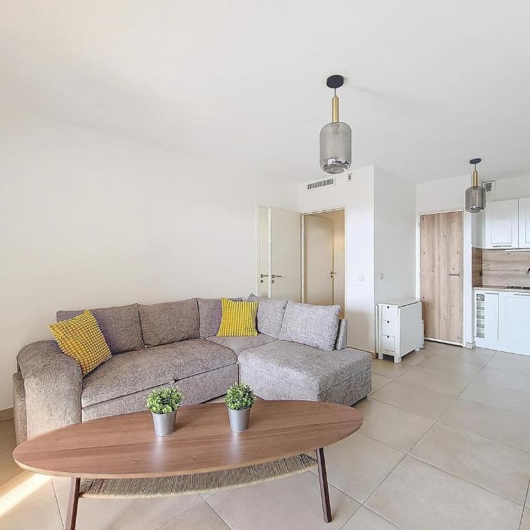 Appart, vue mer exceptionnelle à sanary, à pied 10mn criques et plage - Appartamento con 1 Camera da Letto, Balcone e Vista Mare - 4