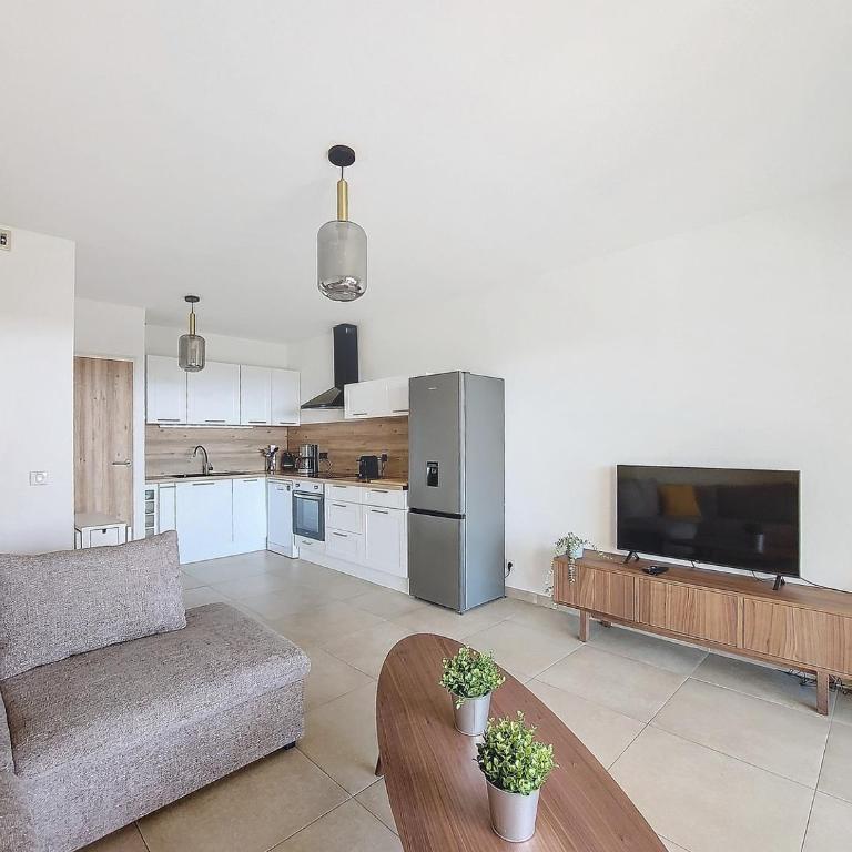 Appart, vue mer exceptionnelle à sanary, à pied 10mn criques et plage - Appartamento con 1 Camera da Letto, Balcone e Vista Mare - 8