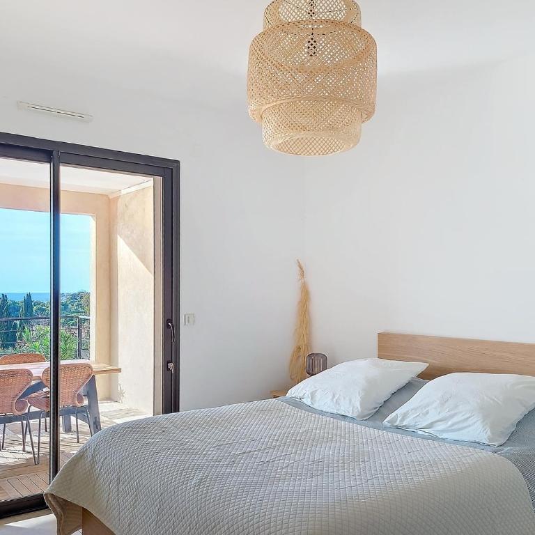 Appart, vue mer exceptionnelle à sanary, à pied 10mn criques et plage - Appartamento con 1 Camera da Letto, Balcone e Vista Mare - 7