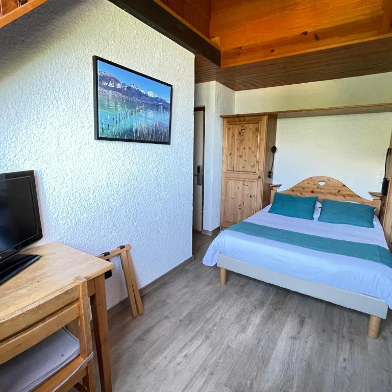 Hotel des Marquisats - Habitación Doble Clásica - Lado del lago - 6