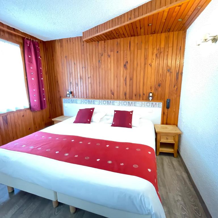 Hotel des Marquisats - Habitación Familiar - Lado del bosque - 6