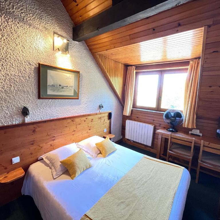 Hotel des Marquisats - Habitación Familiar con vistas al lago - 6