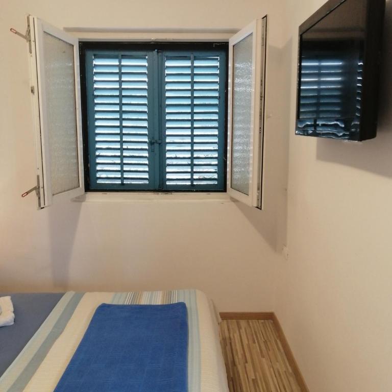 Apartments Željka-Dobrota - One-Bedroom Apartment with Sea View and Terrace - 23