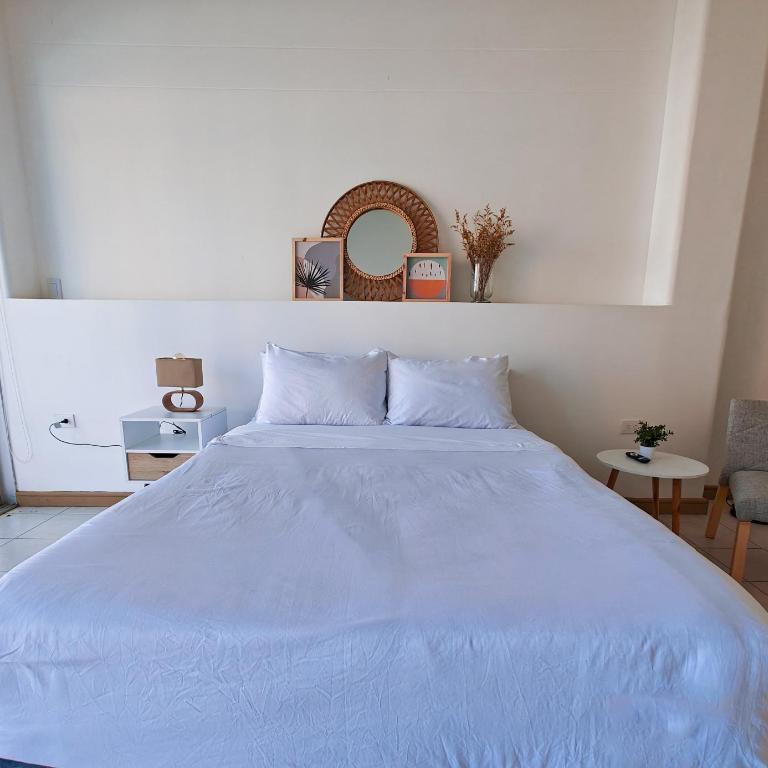 Alamos Stays - Habitación con cama grande - 11