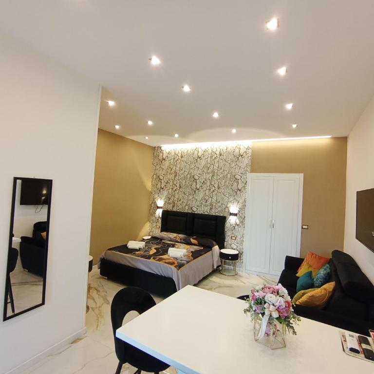Luxury House Napoli Centro - Appartamento con 1 Camera da Letto - 15