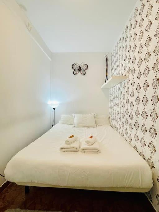 Plaza España - Central and quiet 2BR for couples, families and events - Two-Bedroom Apartment - 13