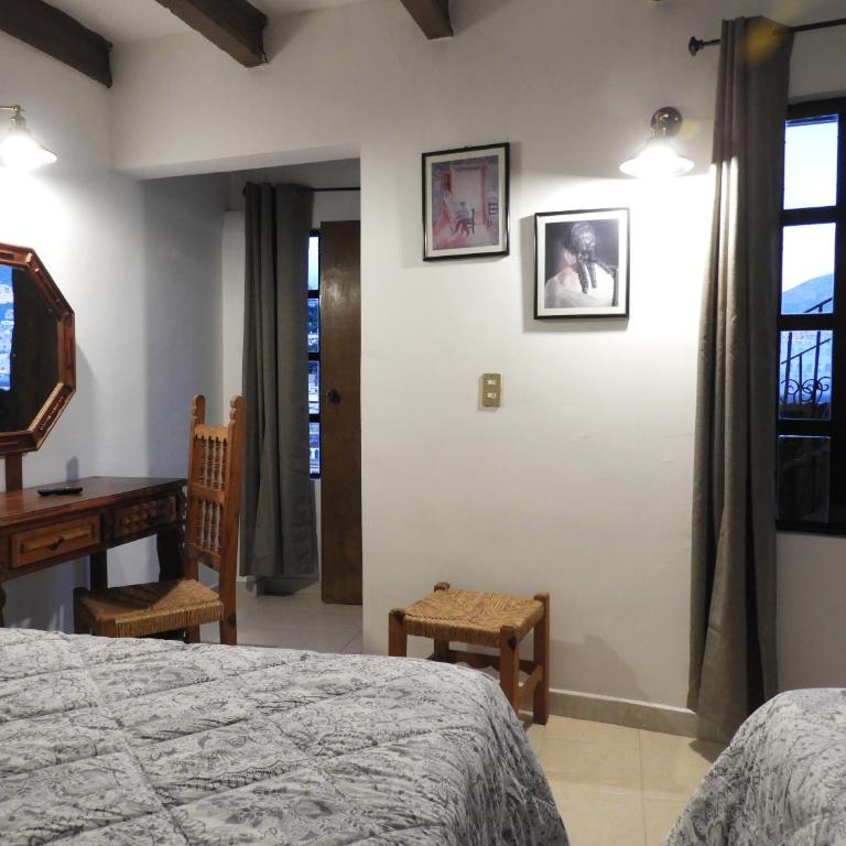 Plaza San Cayetano Panoramic House - Superior Double Room - 2