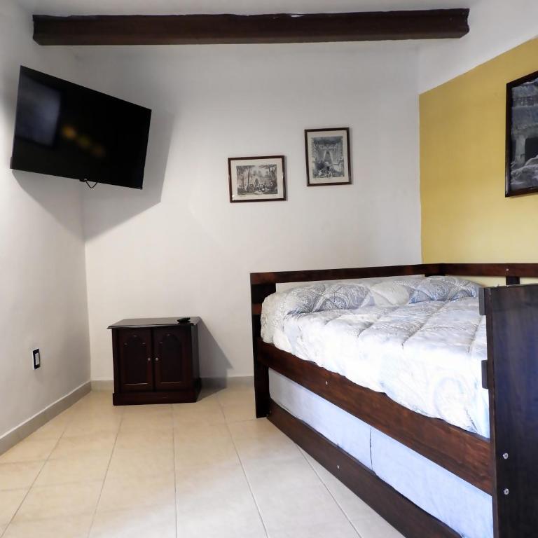 Plaza San Cayetano Panoramic House - Standard Double Room - 3