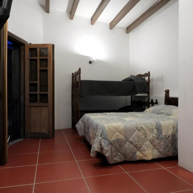 Plaza San Cayetano Panoramic House - Family Suite with Balcony - 12