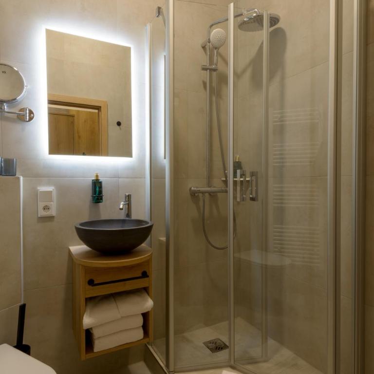 BERGlässig Hotel - Getränke inkl bei Halbpension - Standard Doppelzimmer - 2