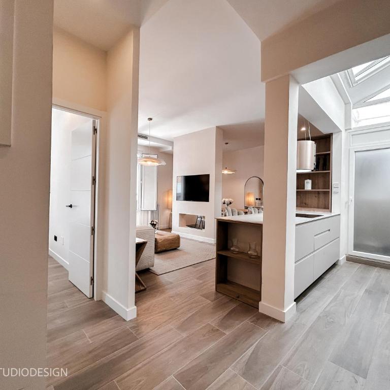 Luxe at the Clouds of Madrid! Atico C Fuencarral - Apartamento de 3 dormitorios con terraza - 19