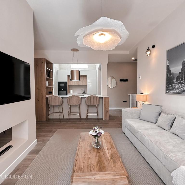 Luxe at the Clouds of Madrid! Atico C Fuencarral - Apartamento de 3 dormitorios con terraza - 24