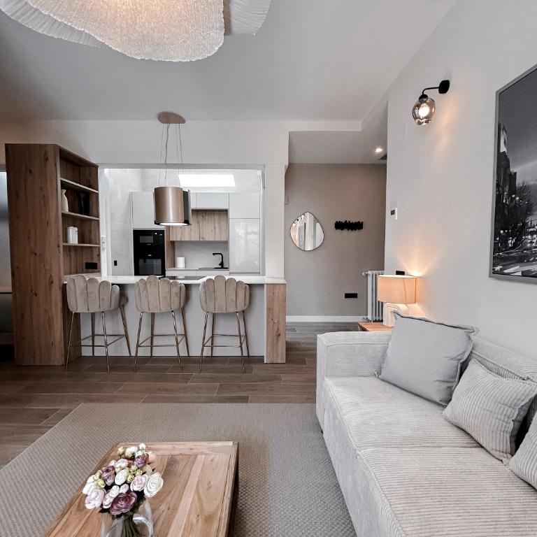 Luxe at the Clouds of Madrid! Atico C Fuencarral - Apartamento de 3 dormitorios con terraza - 32