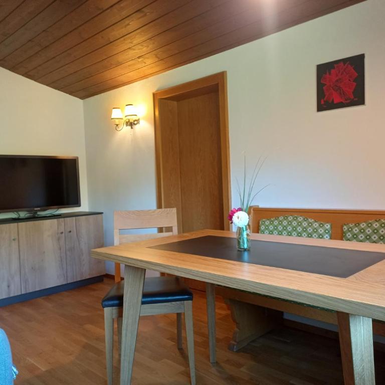 Haus Bahl - Apartment mit 3 Schlafzimmern und Balkon - 19