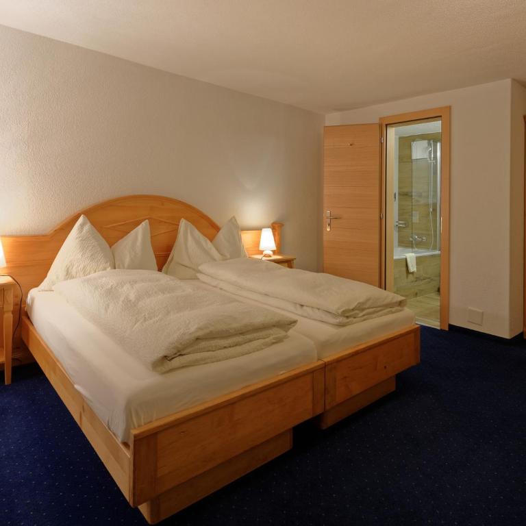 Hotel Plateau Rosa - Doppelzimmer mit Blick auf das Matterhorn - 9