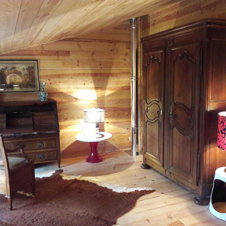 Maison d'hôtes des Perrières - Chambre Double - Vue sur Parc - 5