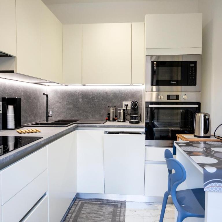 Suite Tropea - Two-Bedroom Apartment - 9