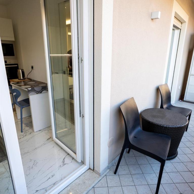 Suite Tropea - Two-Bedroom Apartment - 16