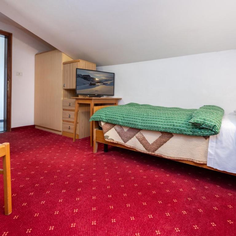 Hotel Mary - Camera Standard Doppia con Letti Singoli - 2