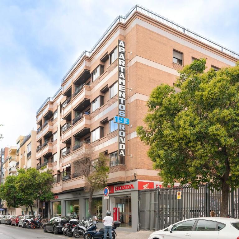 Ronda Suites 193 junto a hospitales y cerca centro con Parking Gratis - One-Bedroom Apartment - 20