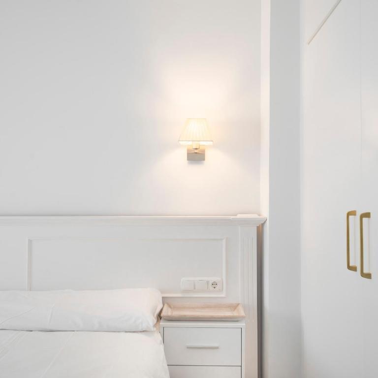 Ronda Suites 193 junto a hospitales y cerca centro con Parking Gratis - One-Bedroom Apartment - 25