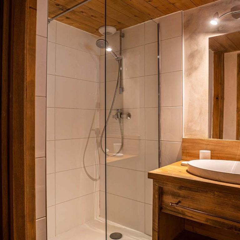 Demi-Chalet en plein coeur de Chamonix - Gabi - Appartement - 13