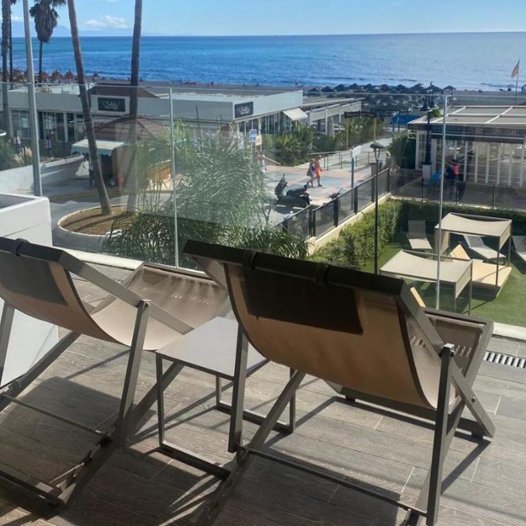 Medplaya Hotel Pez Espada - Suite Junior con vistas al mar (2 adultos + 3 niños) - 10