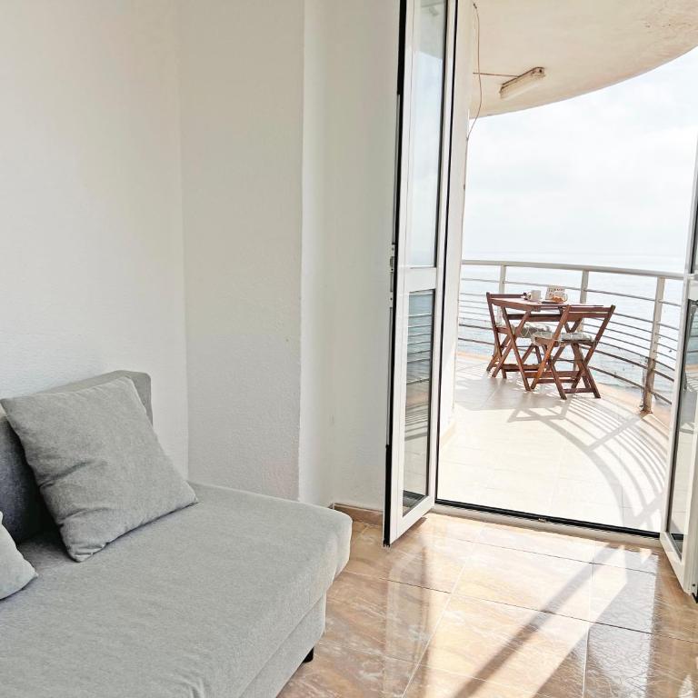 Ático Frente al Mar 2 Terrazas Barbacoa y Parking Sujeto a disponibilidad - Apartamento - 46
