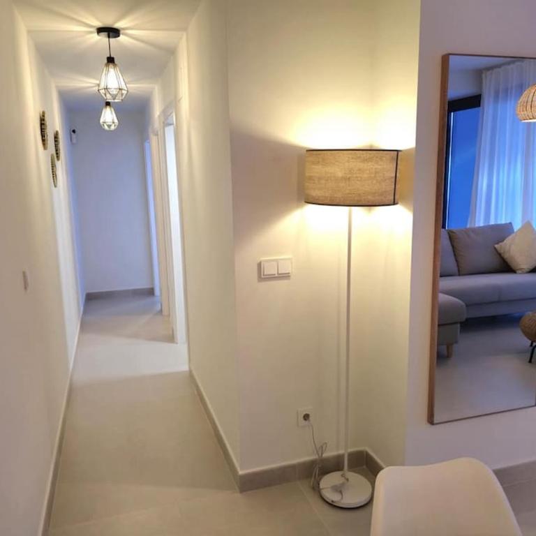 Samuel Luxury 2bedroom Apartment, Large patio, free wifi and private parking BY NAMASTE ELITE - Apartamento de 2 dormitorios - 34