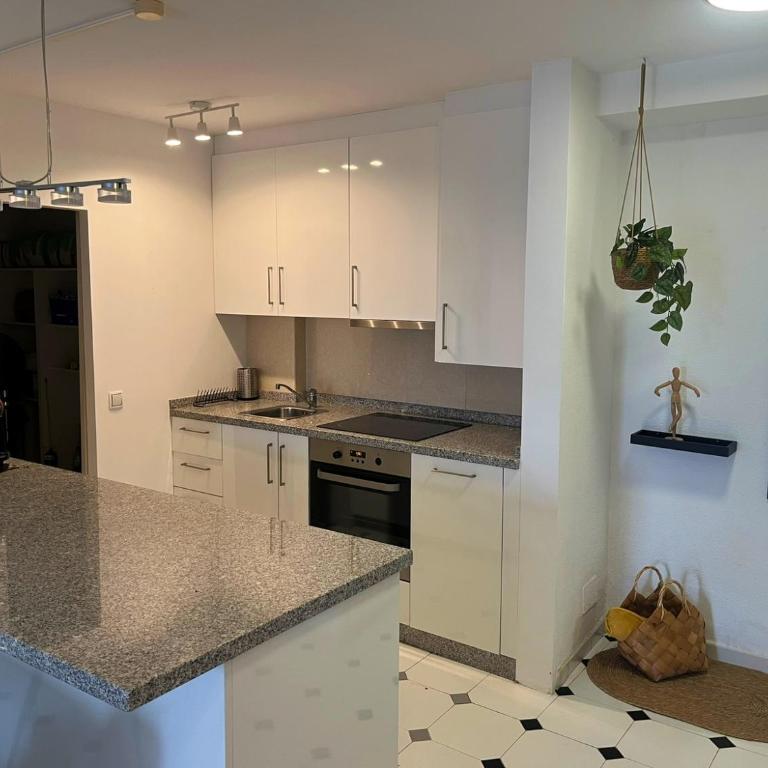 Orión II By Holiday Homes Málaga - Apartamento de 1 dormitorio - 3