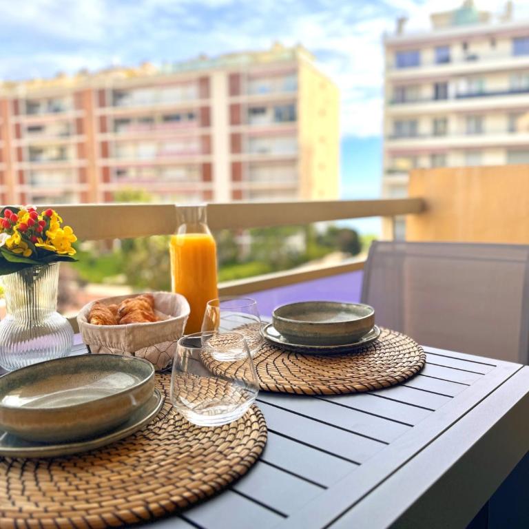 Charming 2-Rooms Apartment - Walk to Beach, Near Monaco & Menton - Appartement 1 Chambre - 3