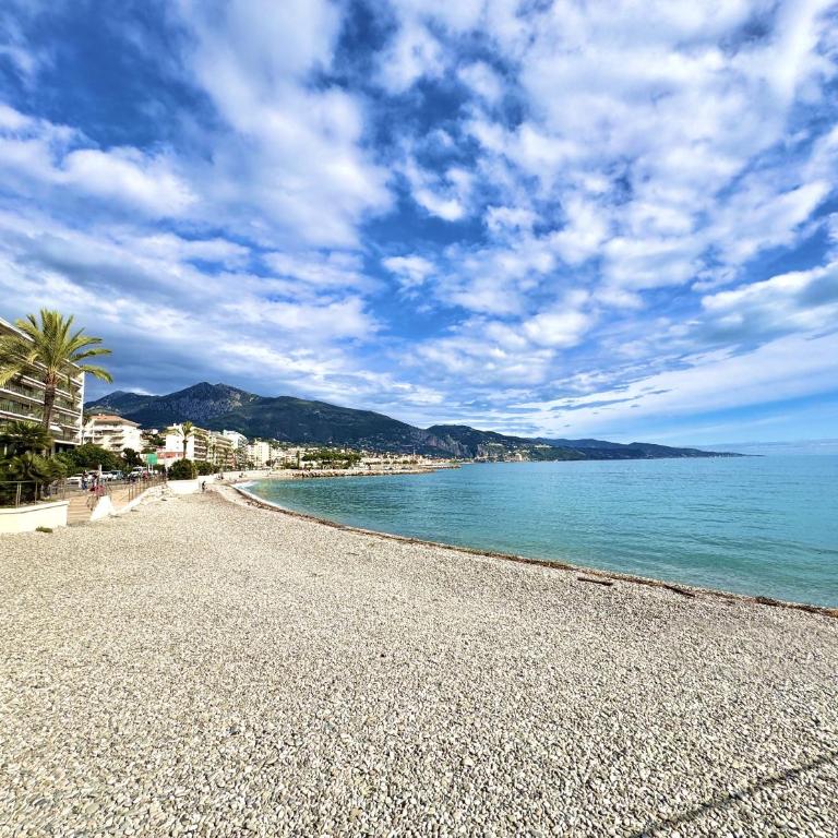Charming 2-Rooms Apartment - Walk to Beach, Near Monaco & Menton - Appartement 1 Chambre - 18